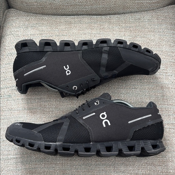 On Cloud Cloud 5 Waterproof Black Running Shoes Sneakers Mens size 13 - Picture 5 of 8